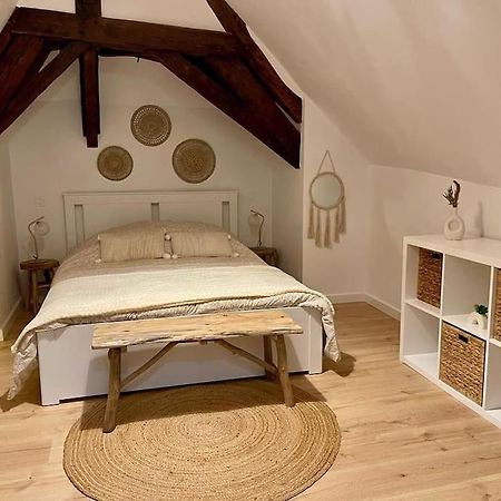 Appartement Cosy Centre Ville Saint-Amand-Mont-Rond Esterno foto